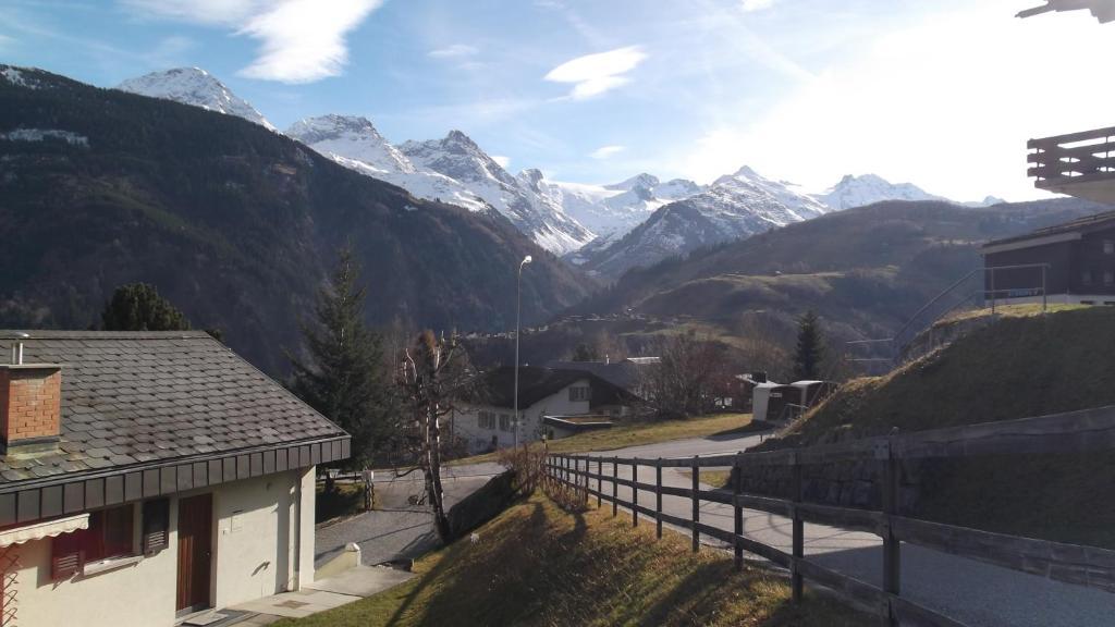 Casa Collina Apartamento Disentis Exterior foto
